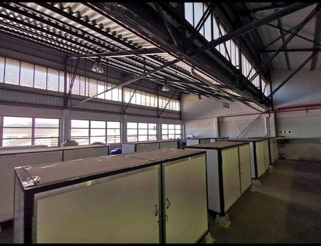 2,838M² WAREHOUSE TO LET IN PAARDEN EILAND